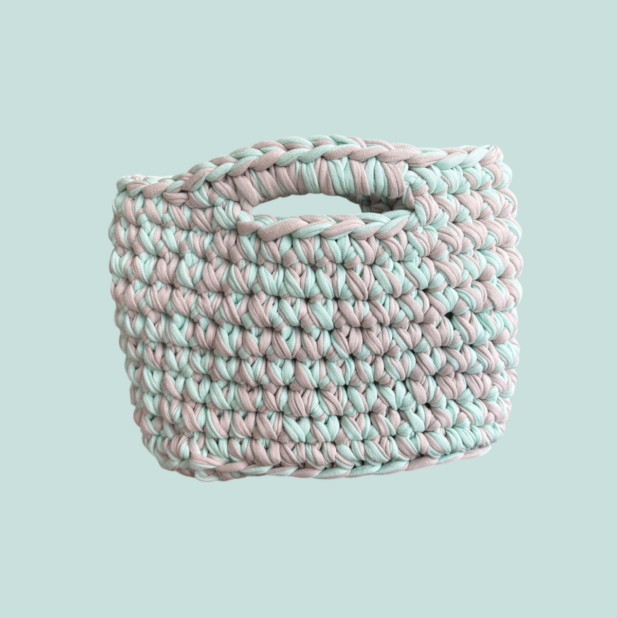 Aphrodite smokey mint